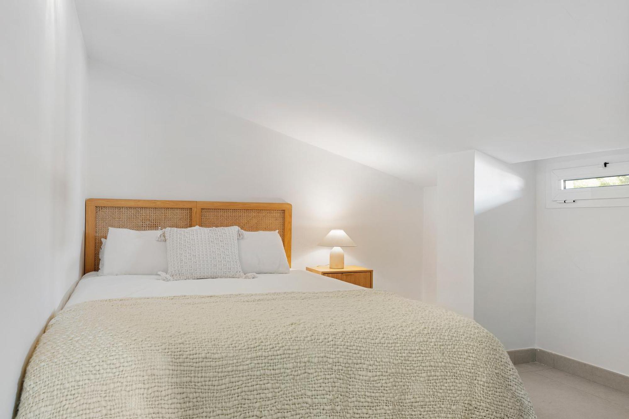Apartamento 4br Penthouse W Pool & Parking 500m From The *